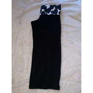 PINK vs cropped bootcut yoga pants  size medium